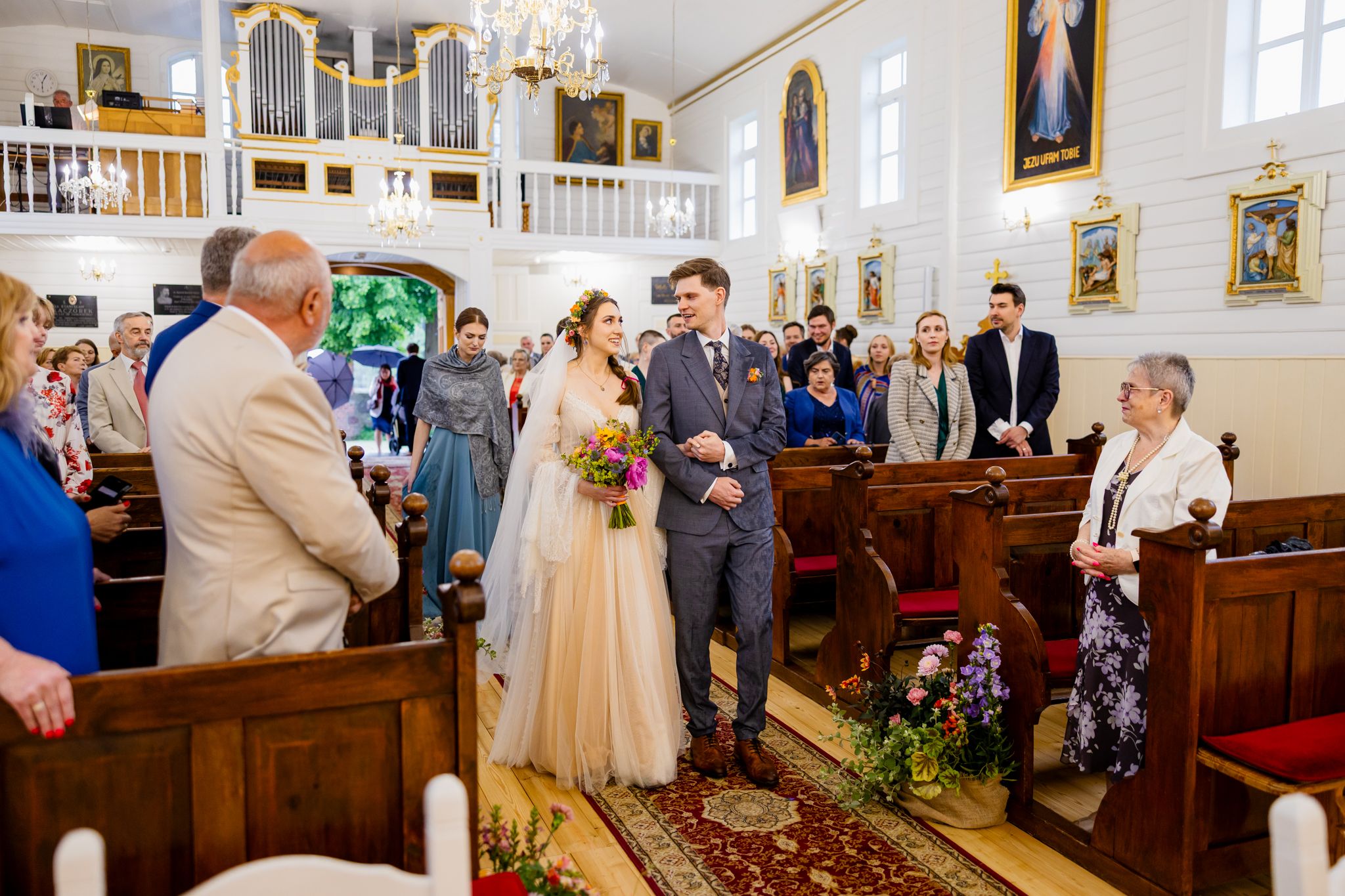 Paulina & Mateusz - wesele w siedlisku Stodoła Kultury - fotografia #43