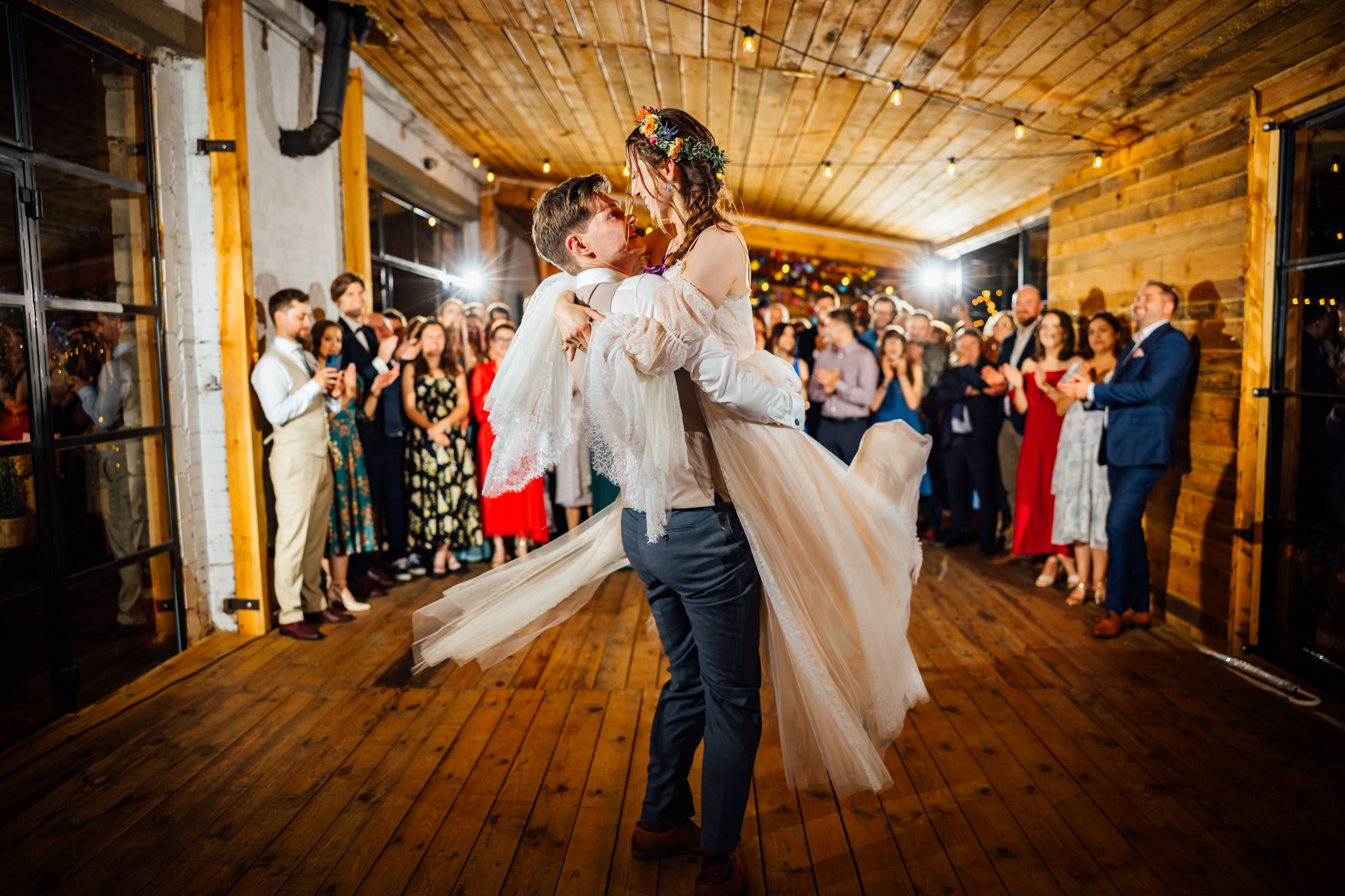 Paulina & Mateusz - wesele w siedlisku Stodoła Kultury - fotografia #83