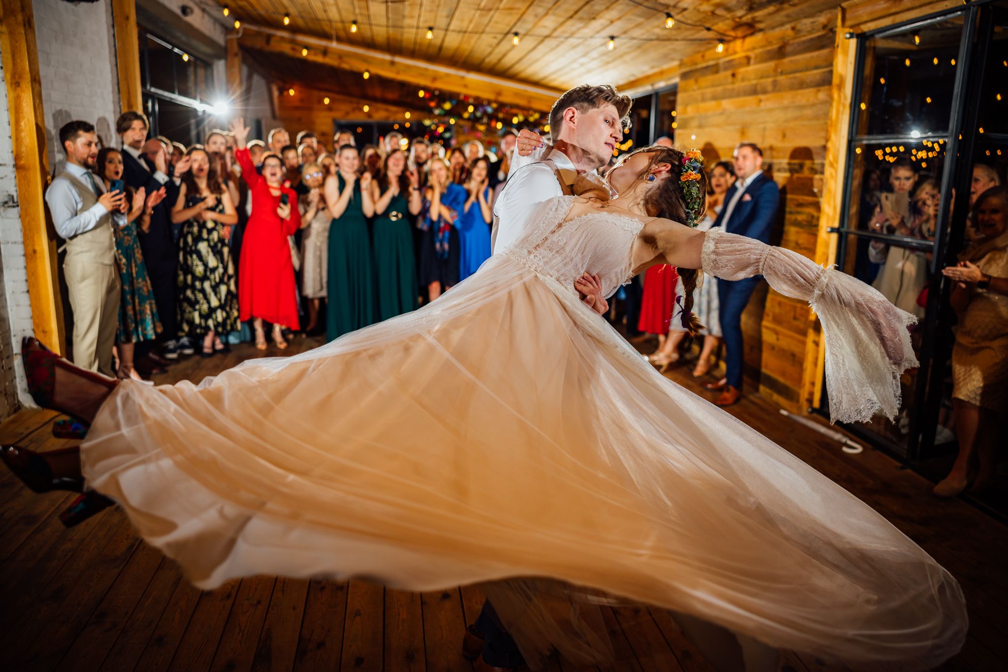 Paulina & Mateusz - wesele w siedlisku Stodoła Kultury - fotografia #92