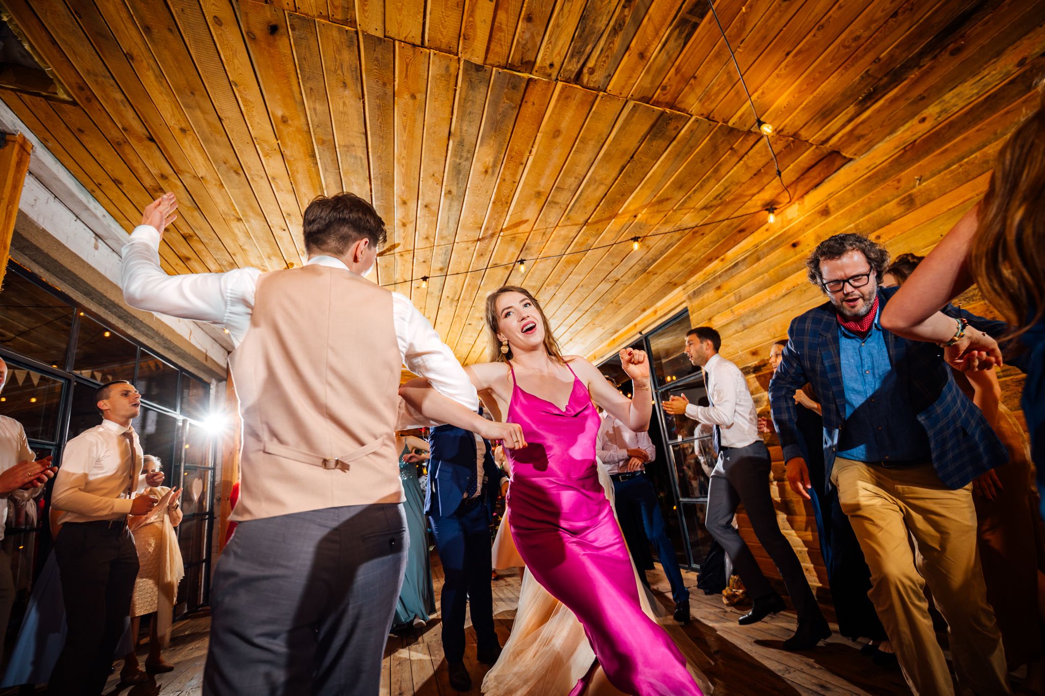 Paulina & Mateusz - wesele w siedlisku Stodoła Kultury - fotografia #109