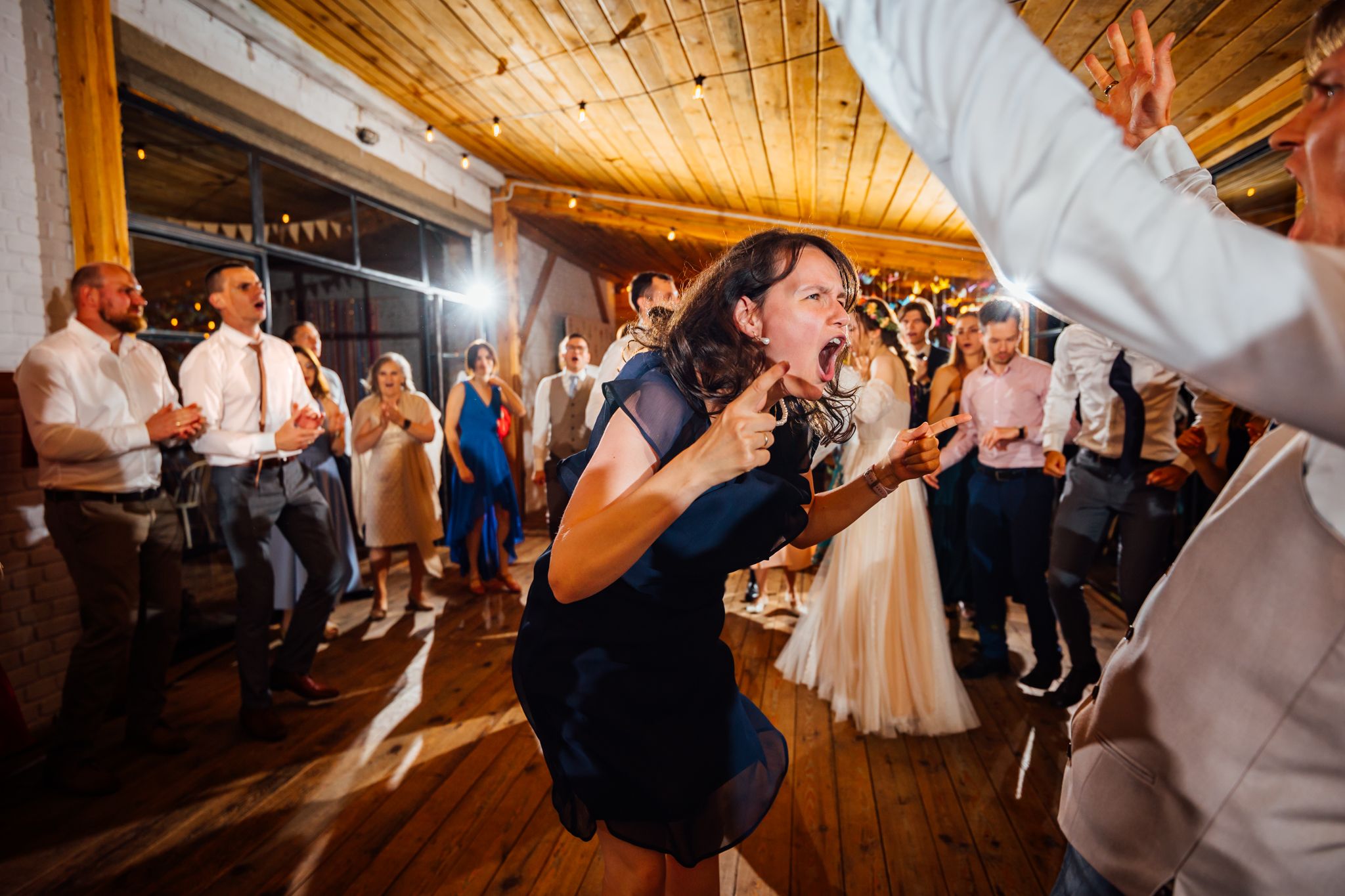 Paulina & Mateusz - wesele w siedlisku Stodoła Kultury - fotografia #112