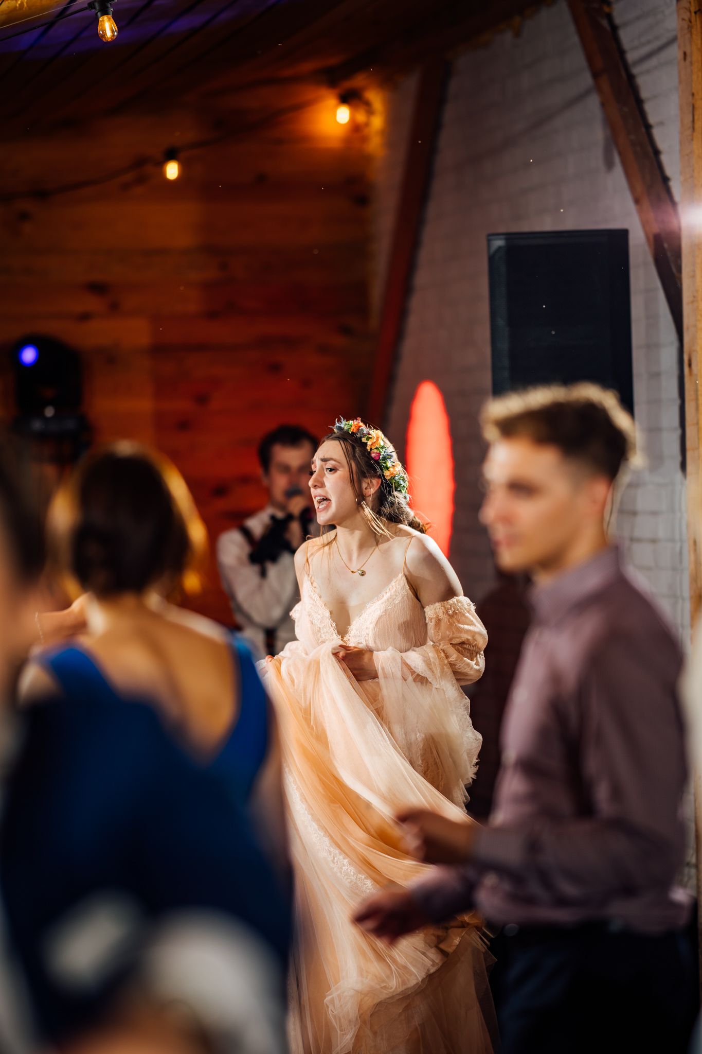 Paulina & Mateusz - wesele w siedlisku Stodoła Kultury - fotografia #118