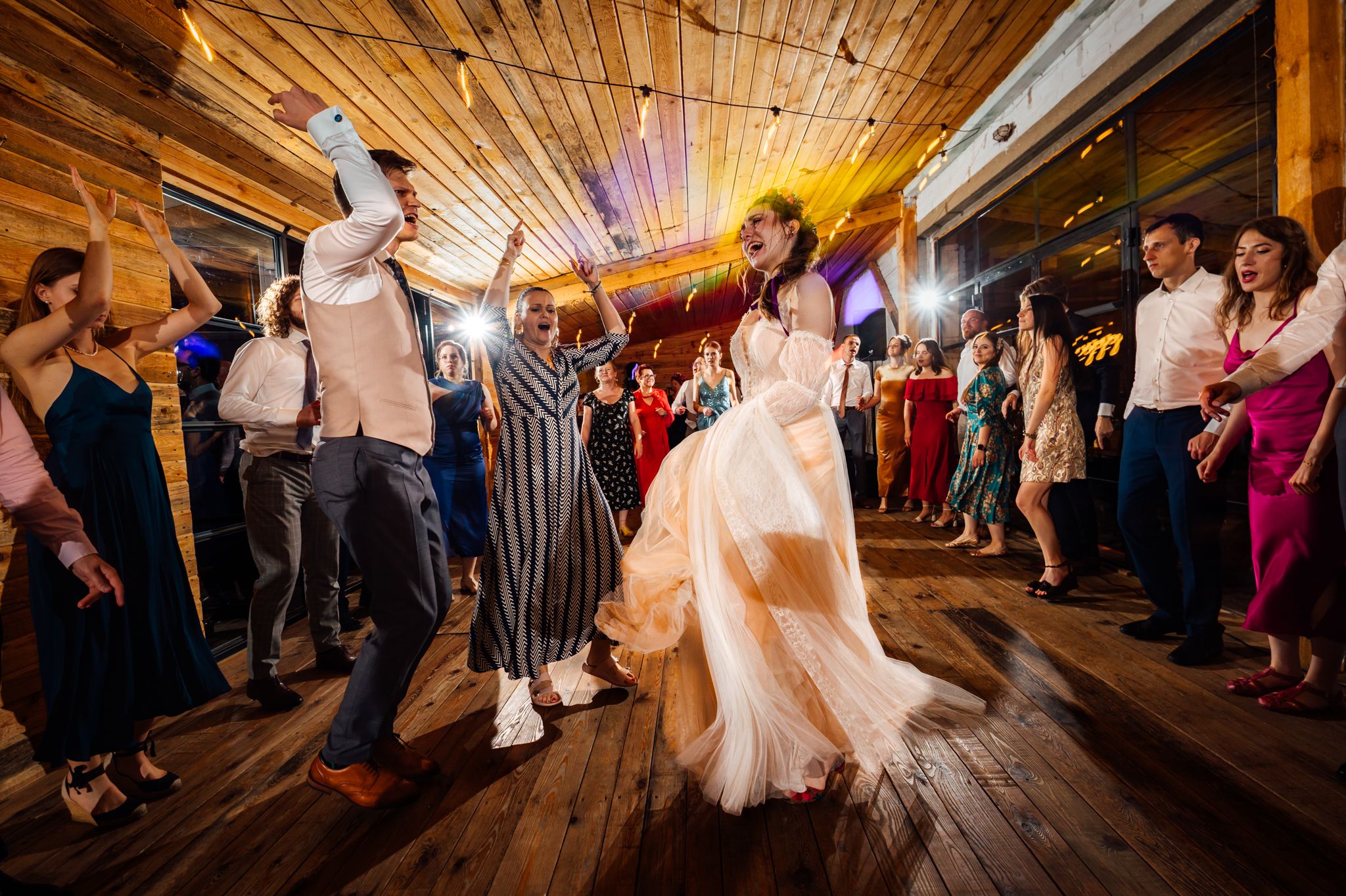 Paulina & Mateusz - wesele w siedlisku Stodoła Kultury - fotografia #138