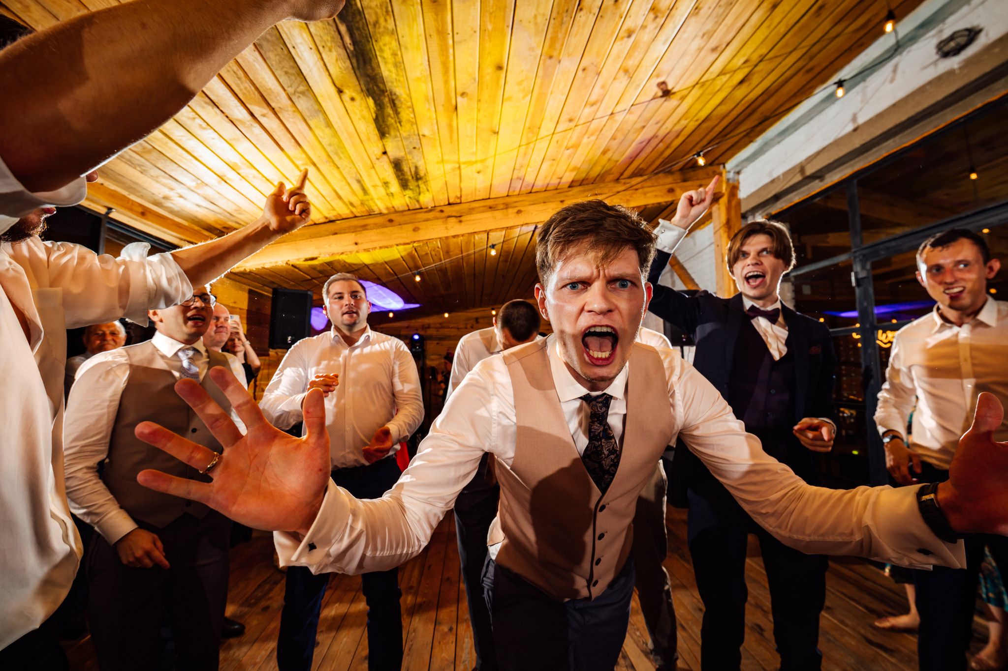 Paulina & Mateusz - wesele w siedlisku Stodoła Kultury - fotografia #139