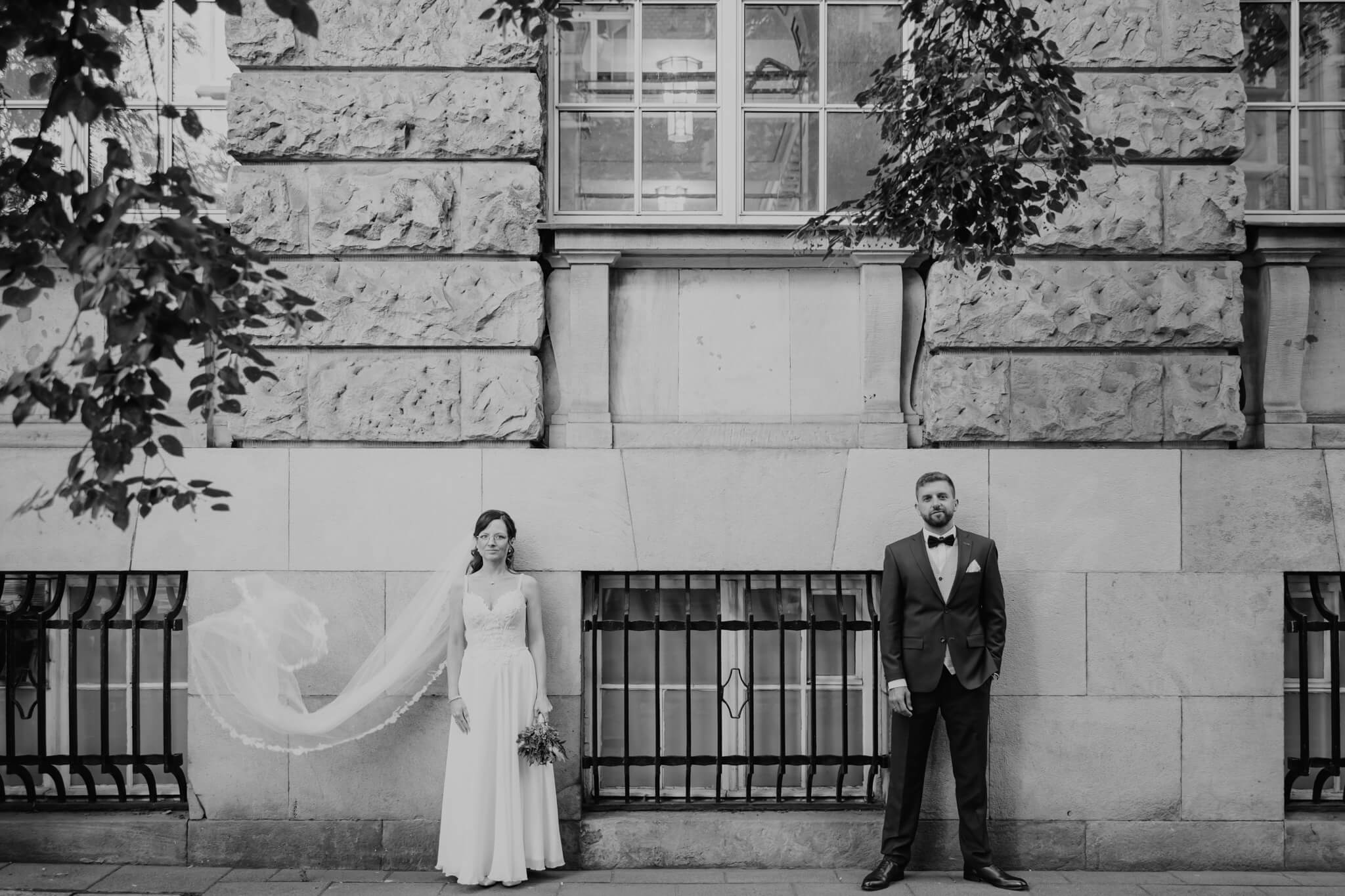 Karolina & Hubert - ślub w Warszawie - fotografia #33